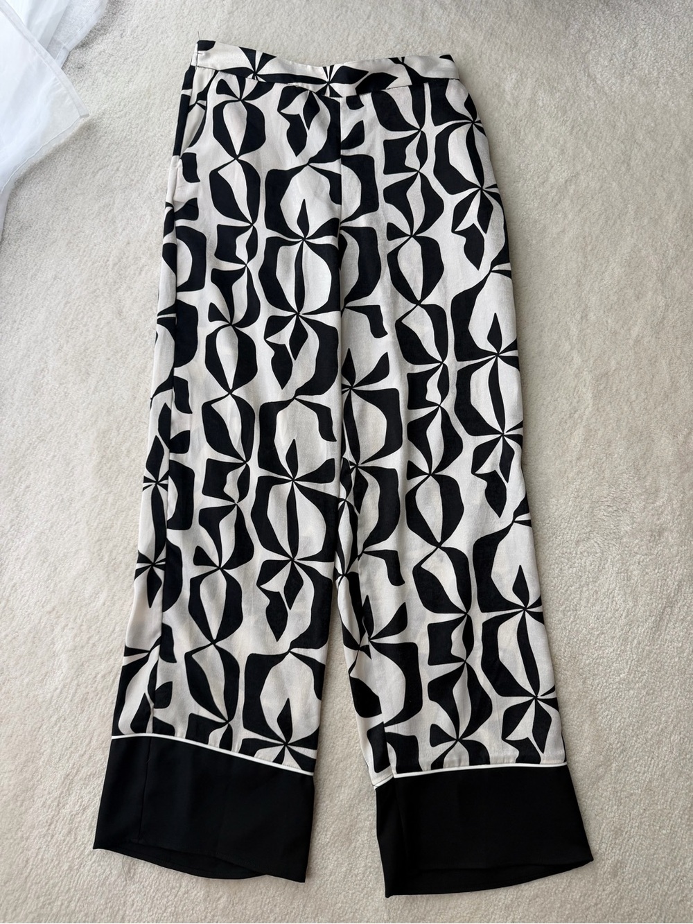 Zara Black & White Geometric Wide-Leg Pants